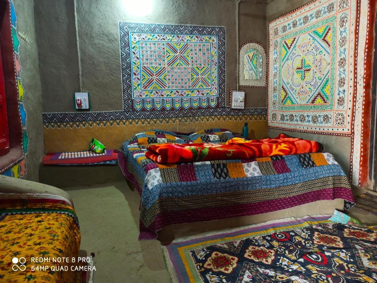 Kutir Craft Village Resort Bherandiāla Kültér fotó