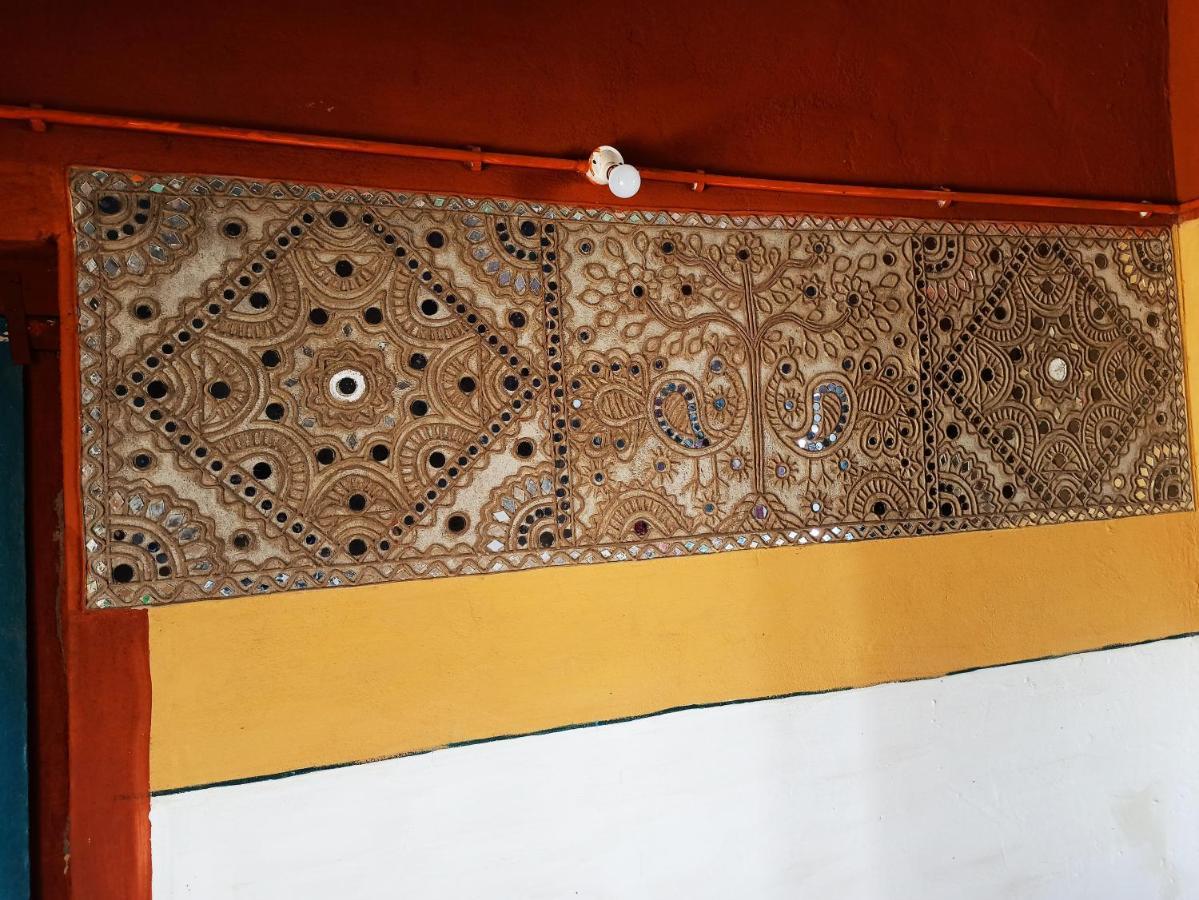 Kutir Craft Village Resort Bherandiāla Kültér fotó