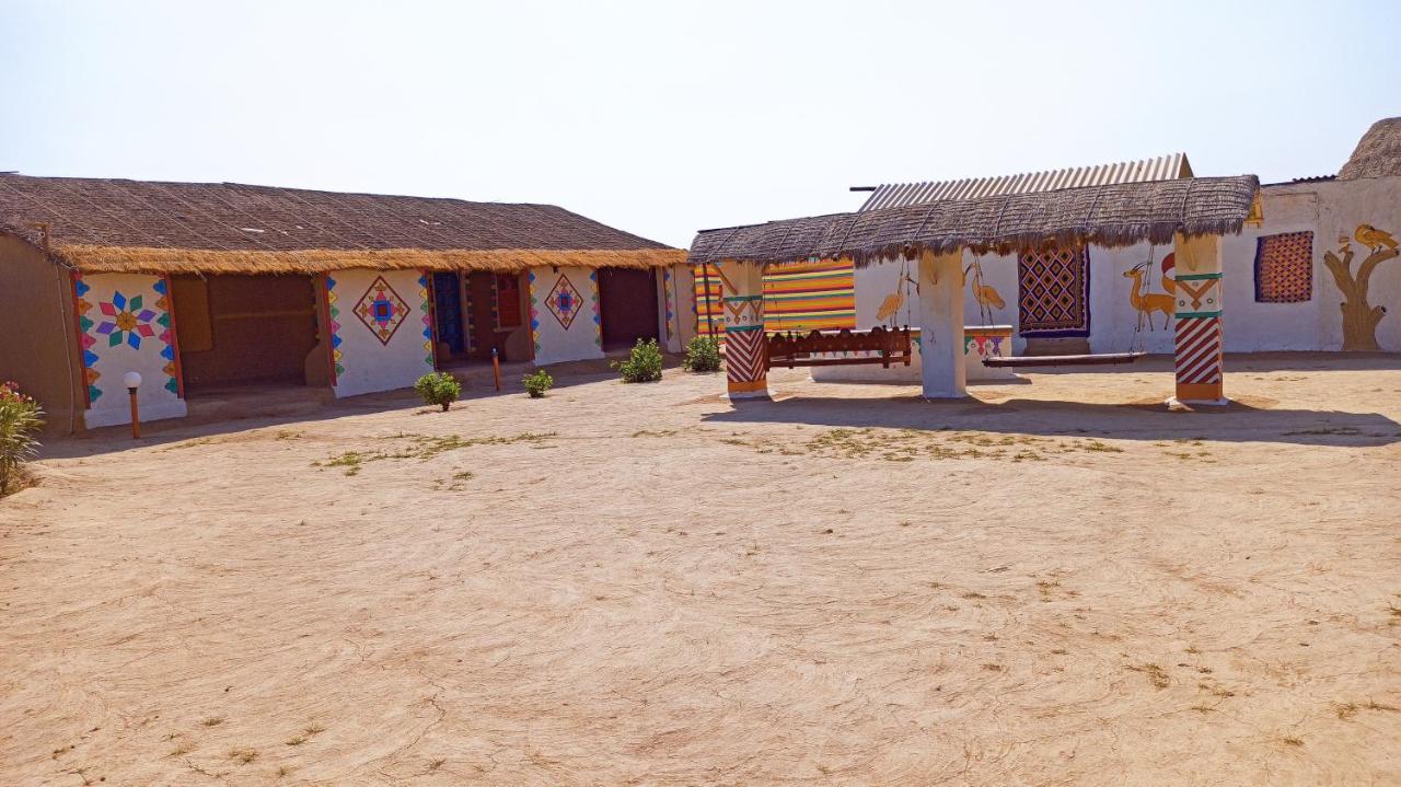 Kutir Craft Village Resort Bherandiāla Kültér fotó
