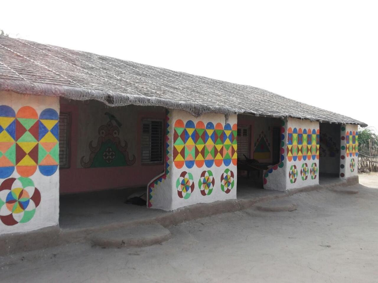 Kutir Craft Village Resort Bherandiāla Kültér fotó