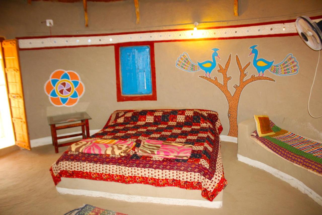 Kutir Craft Village Resort Bherandiāla Kültér fotó