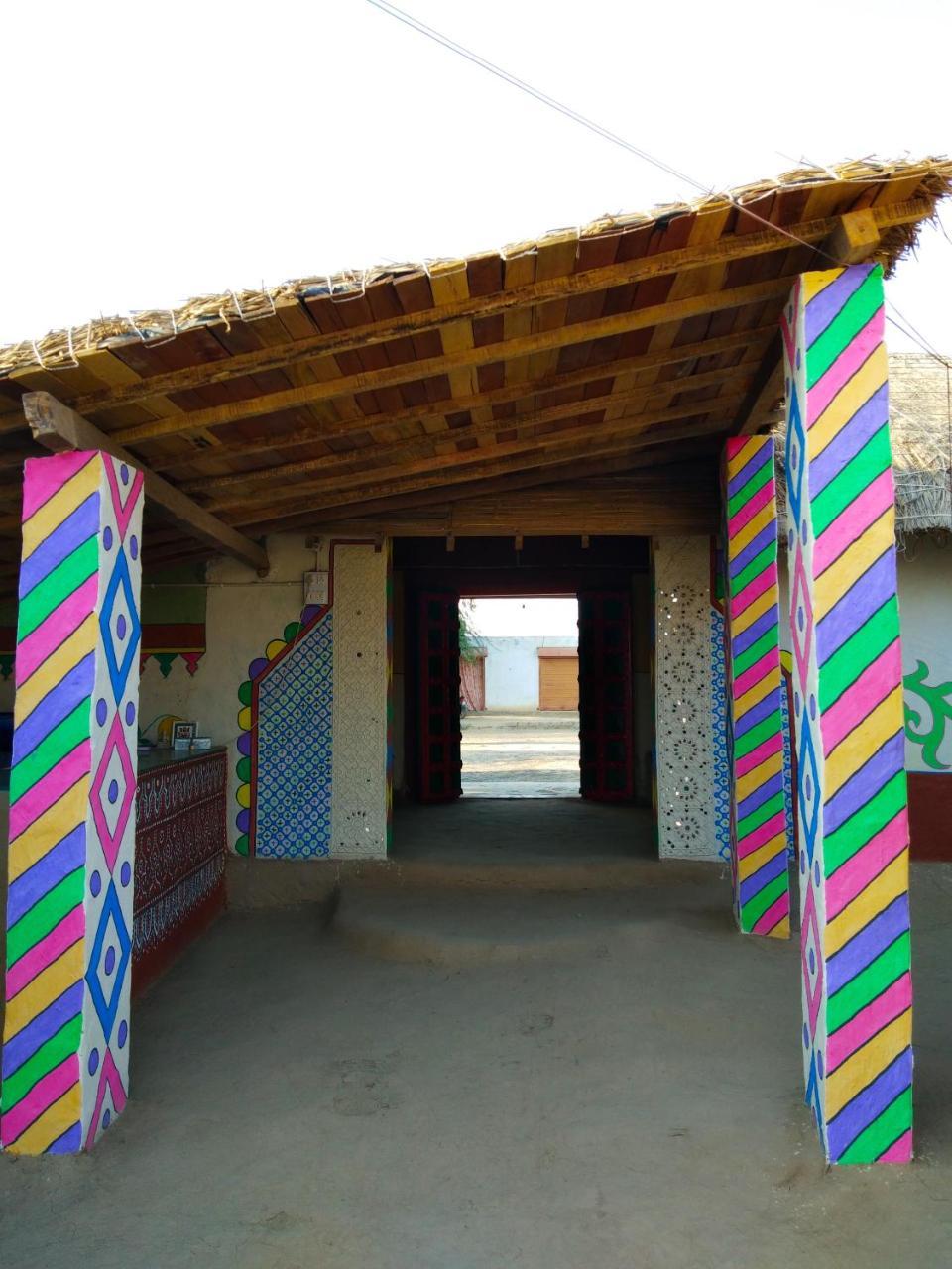 Kutir Craft Village Resort Bherandiāla Kültér fotó