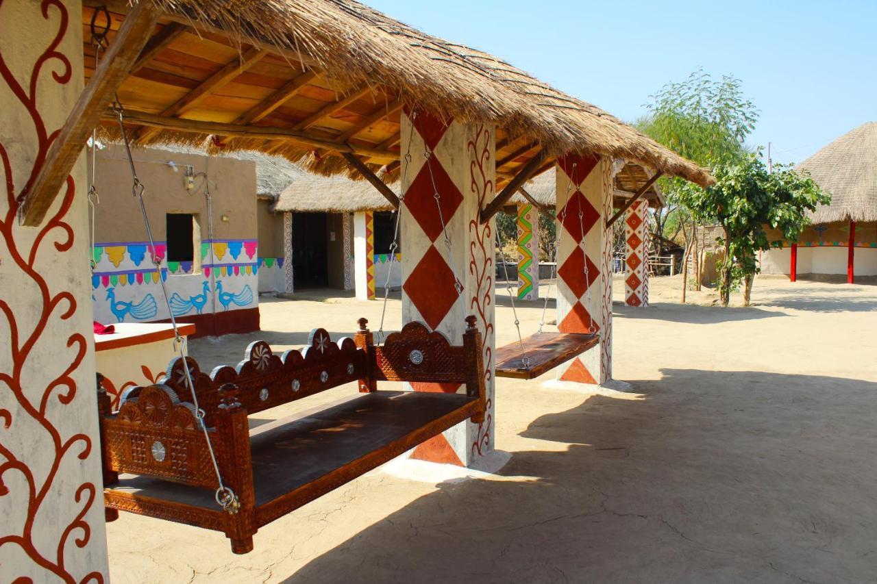 Kutir Craft Village Resort Bherandiāla Kültér fotó